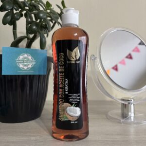 SHAMPOO CON ACEITE DE COCO Y KERATINA 🥥